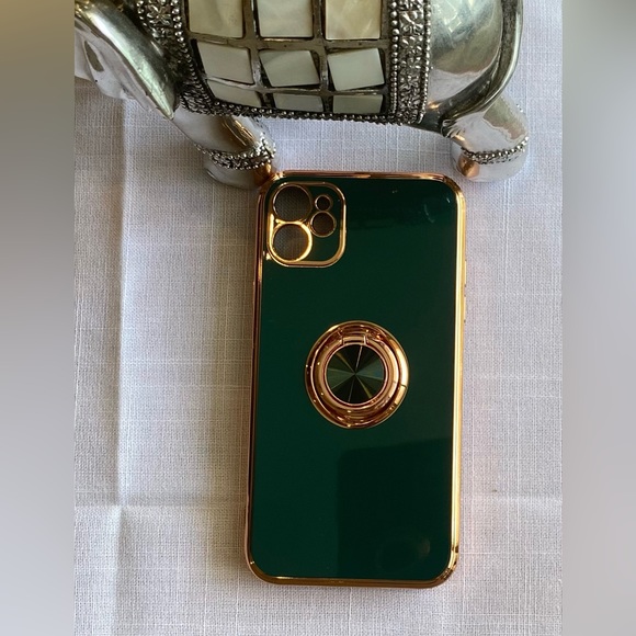 Silicone I phone case with rotatable kickstand & shockproof protection - Picture 3 of 9